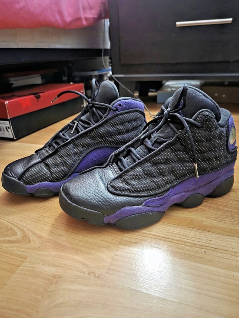 Jordan Air Jordan 13 Retro 'Court Purple' Black & Purple Sneakers